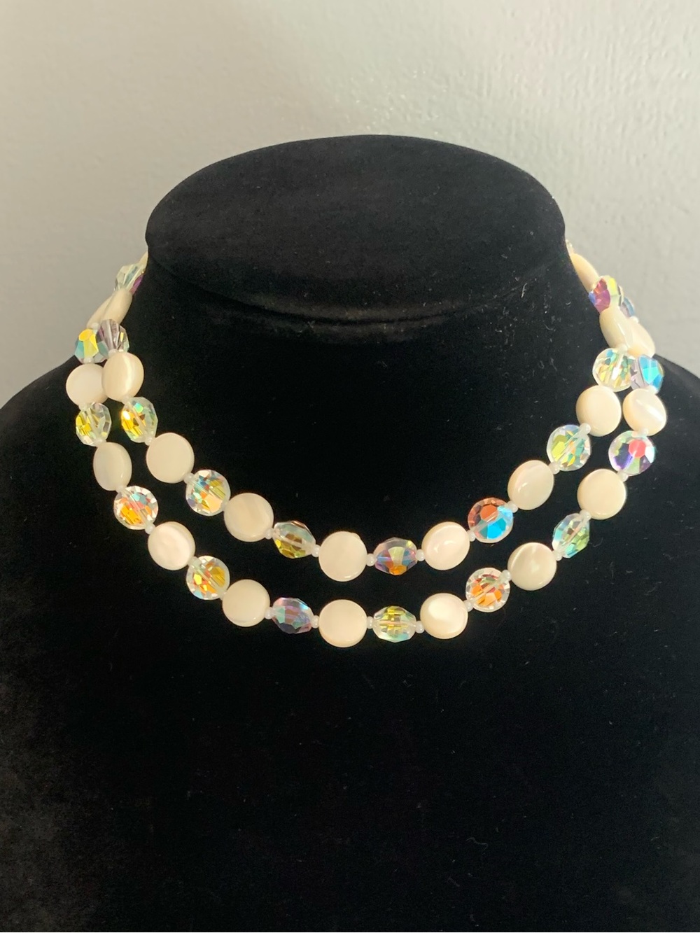 Vintage Aurora Borealis Faceted Crystal and Mother of Pearl Bead Necklace